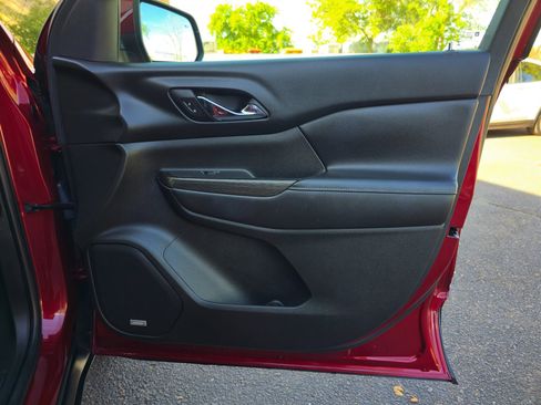 Used 2017 GMC Acadia SLT FWD image 23