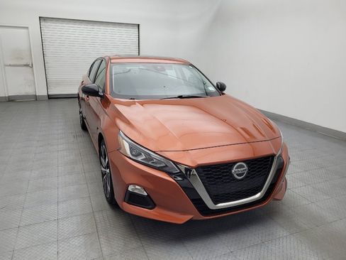 Used 2021 Nissan Altima 2.5 SR w/ SR Premium Package FWD image 14