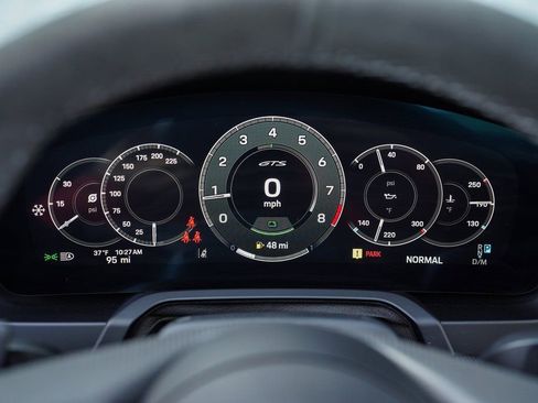 Used 2026 Porsche 911 Targa 4 GTS w/ Premium Package image 29