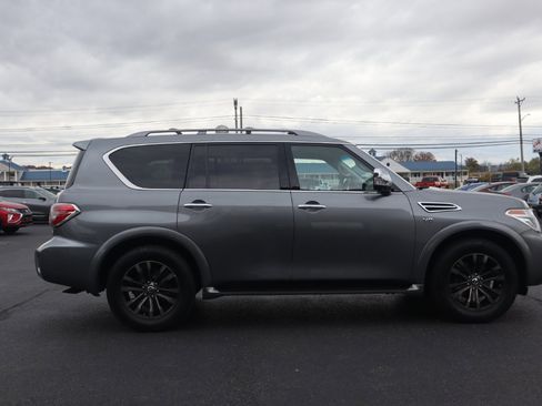 Used 2017 Nissan Armada Platinum image 8