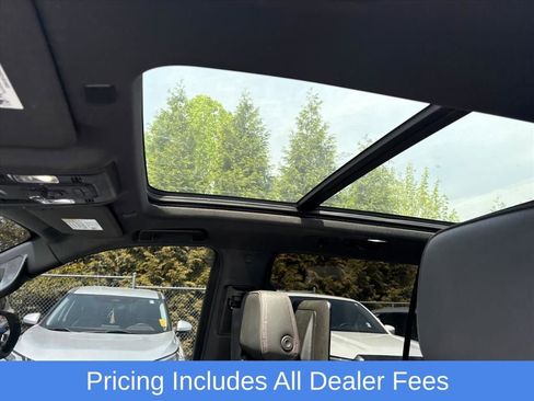 Used 2023 Chevrolet Suburban RST w/ Luxury Package AWD/4WD image 11