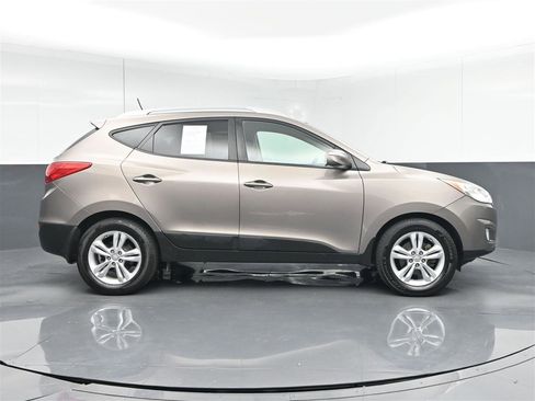 Used 2013 Hyundai Tucson GLS AWD/4WD image 4