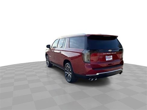 New 2025 Chevrolet Suburban High Country image 6