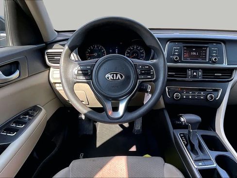 Used 2016 Kia Optima LX FWD image 6