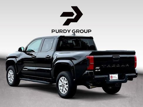 Used 2025 Toyota Tacoma SR5 w/ SR5 Upgrade Package AWD/4WD image 6
