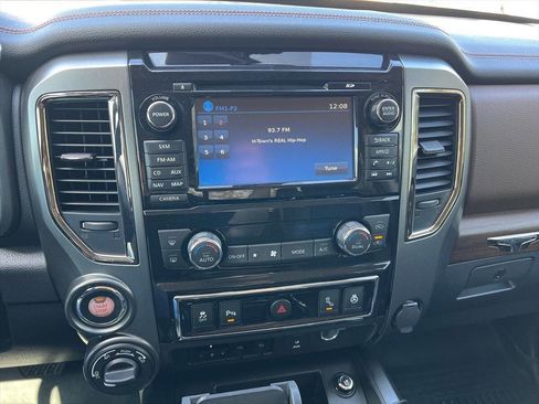 Used 2016 Nissan Titan Platinum Reserve image 12