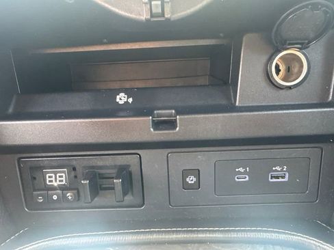 Used 2023 Nissan Armada Platinum w/ Captain's Chairs Package image 40