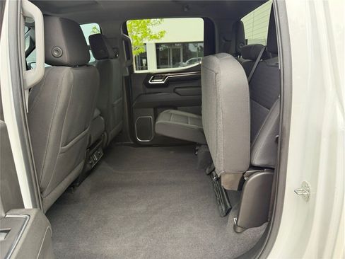 Used 2023 Chevrolet Silverado 1500 LT AWD/4WD image 32