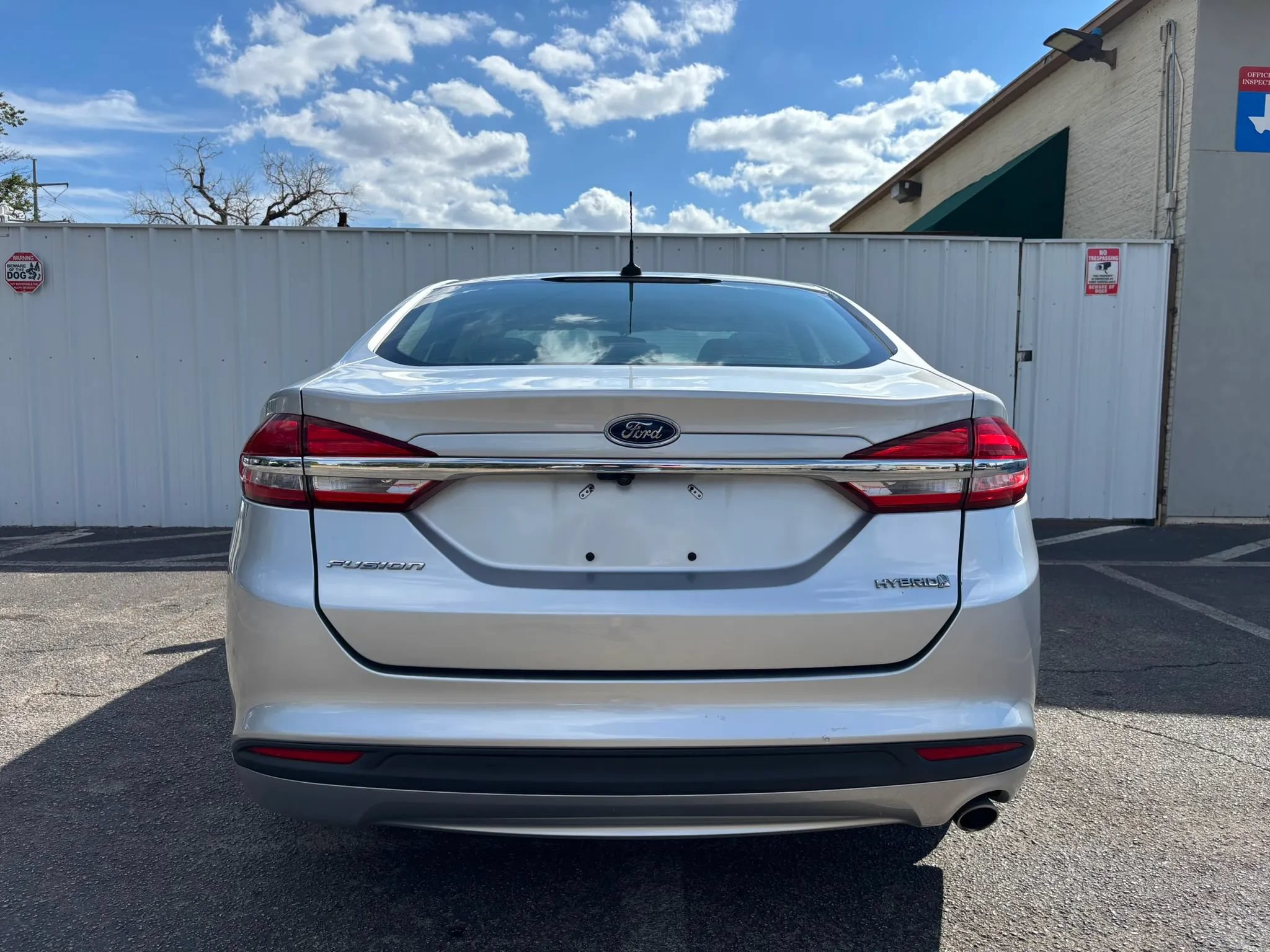 Used 2018 Ford Fusion S FWD image 4