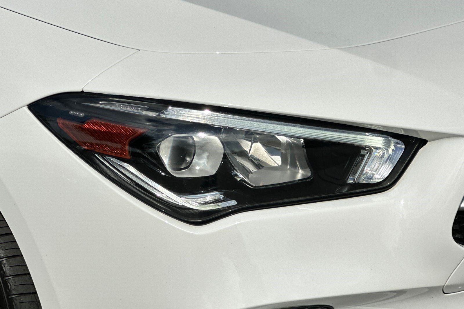 Used 2020 Mercedes-Benz CLA 250 image 11