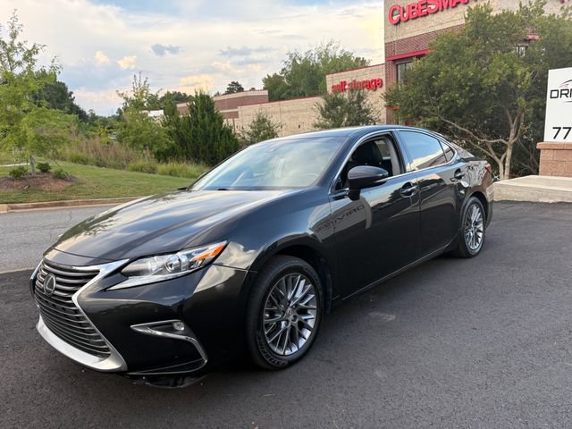Used 2018 Lexus ES 350 w/ Navigation System Package FWD image 3