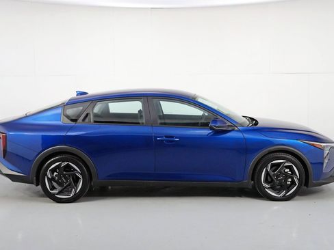 Used 2025 Kia K4 EX image 53
