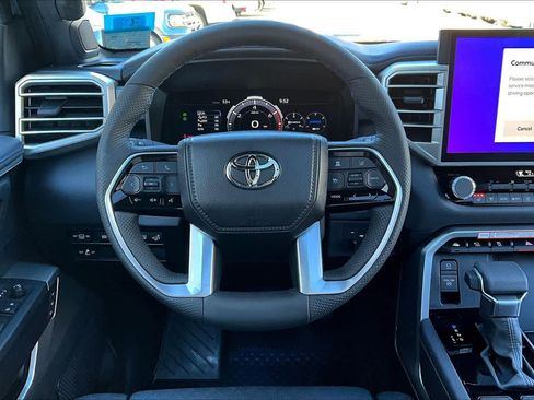 Certified 2025 Toyota Sequoia Platinum image 5