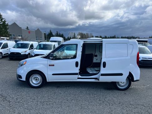 Used 2022 RAM ProMaster City Wagon image 9