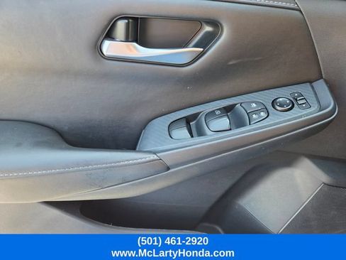 Used 2024 Nissan Sentra SV FWD image 31