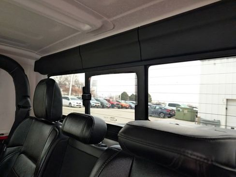 Used 2020 Jeep Gladiator Overland image 25