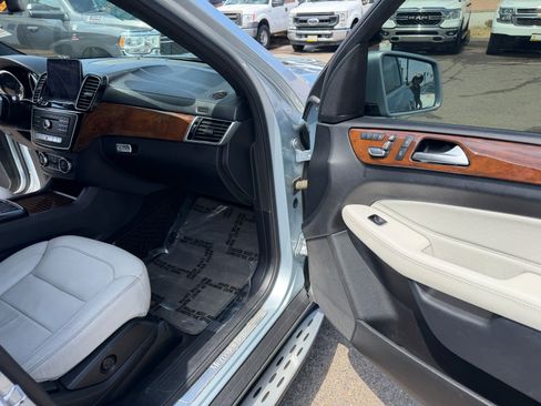 Used 2017 Mercedes-Benz GLS 450 4MATIC w/ Premium Package image 19