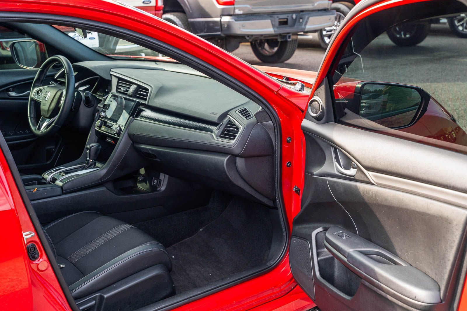 Used 2020 Honda Civic Sport image 8