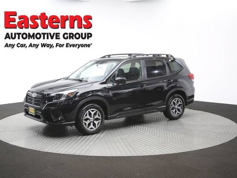Used 2024 Subaru Forester Premium AWD/4WD image 62