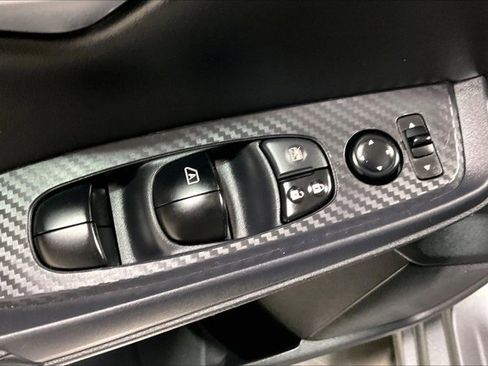 Used 2023 Nissan Sentra SV image 39