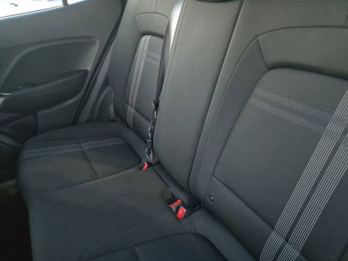 Used 2024 Hyundai Venue SEL image 13