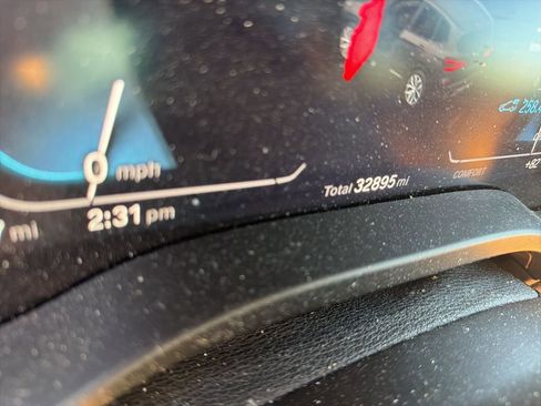 Used 2021 BMW X3 xDrive30e w/ Executive Package image 7