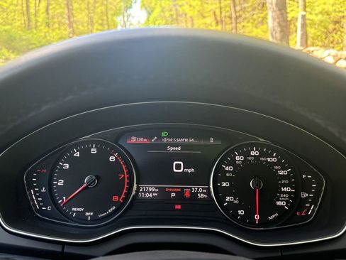 Used 2023 Audi Q5 2.0T Premium w/ Convenience Package AWD/4WD image 7