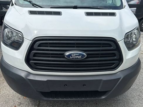 Used 2019 Ford Transit 250 130 Low Roof RWD image 24
