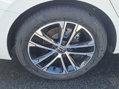 New 2026 Volkswagen Jetta Sport FWD image 3