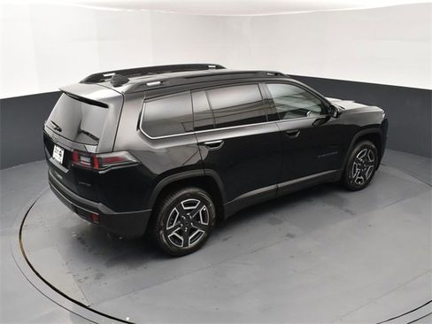 New 2026 Jeep Cherokee Limited image 13