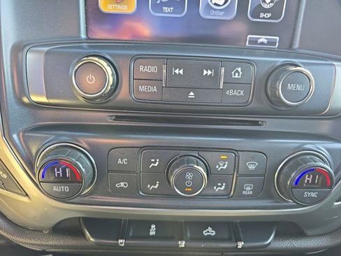 Used 2018 Chevrolet Silverado 1500 LTZ image 30