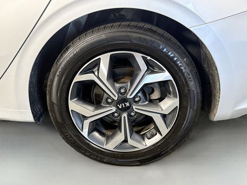 Used 2019 Kia Forte LXS image 36