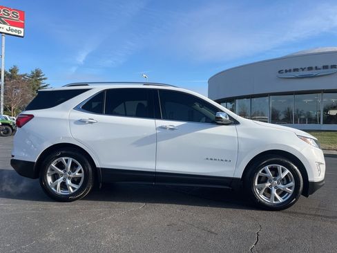 Used 2020 Chevrolet Equinox Premier image 38
