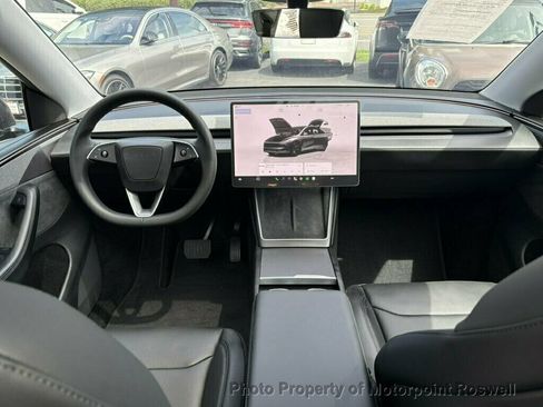 Used 2026 Tesla Model Y Long Range RWD image 23