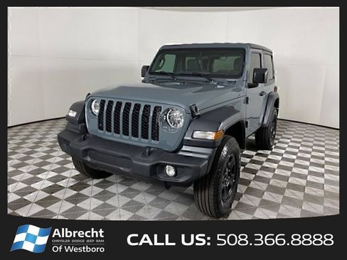 Used 2025 Jeep Wrangler Unlimited Rubicon AWD/4WD image 1