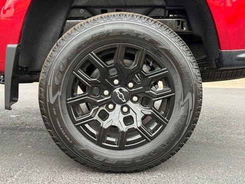 New 2026 Chevrolet Colorado W/T w/ WT Custom Package RWD image 16