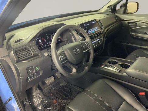 Used 2025 Honda Ridgeline TrailSport+ image 17