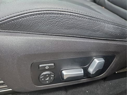 Used 2021 BMW X3 xDrive30i w/ Convenience Package image 12