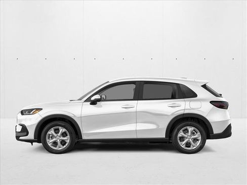 New 2027 Honda HR-V LX image 3