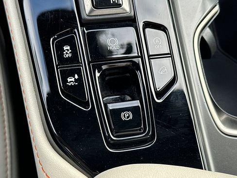 Used 2023 Lexus NX 350 AWD image 16