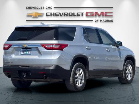 Used 2021 Chevrolet Traverse LS w/ LPO, Floor Liner Package AWD/4WD image 3