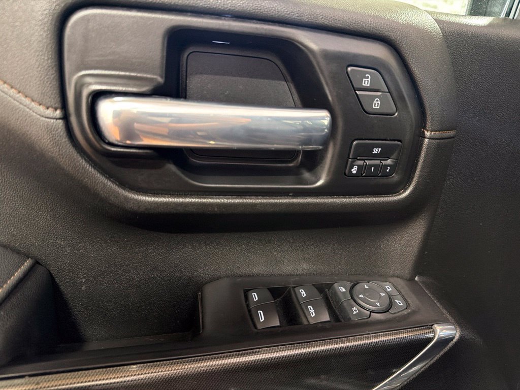 Used 2021 GMC Sierra 1500 AT4 w/ AT4 Premium Package AWD/4WD image 16