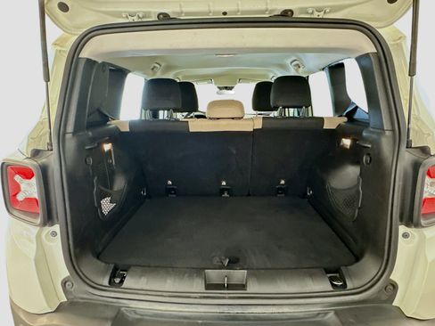 Used 2016 Jeep Renegade Sport w/ Power & Air Group AWD/4WD image 28