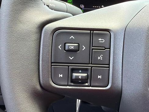 Used 2026 Toyota RAV4 SE AWD/4WD image 24