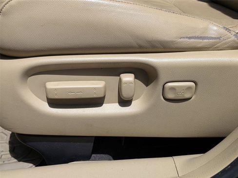 Used 2011 Honda CR-V EX-L image 25