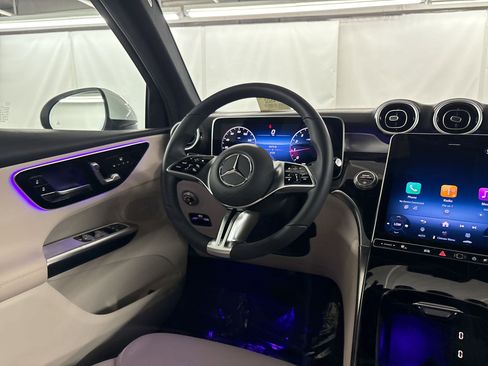 Certified 2026 Mercedes-Benz GLC 300 image 28