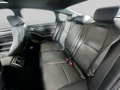 Used 2021 Honda Accord Sport image 18