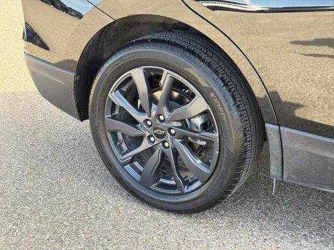 Used 2024 Chevrolet Equinox RS w/ RS Leather Package image 11