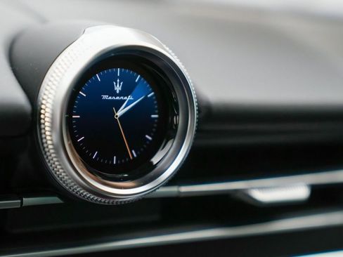 New 2025 Maserati Grecale Modena AWD/4WD image 13