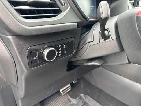 Used 2024 Ford Escape ST-Line w/ Tech Pack #1 AWD/4WD image 33